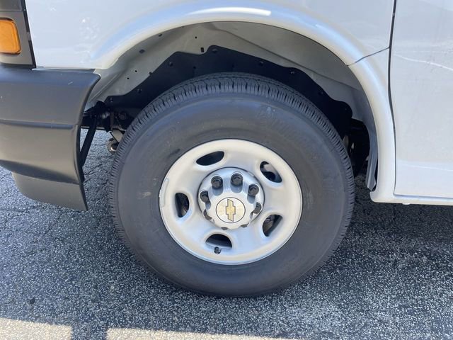 New 2026 Chevrolet Express 2500 w/ Driver Convenience Package RWD image 10