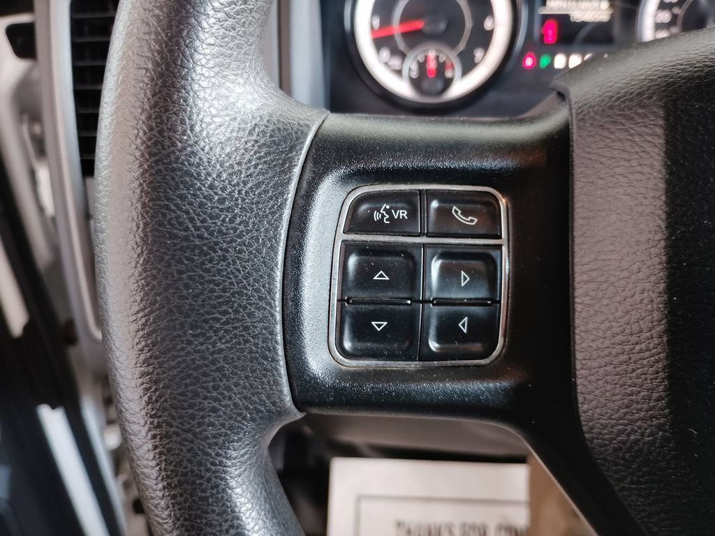 Used 2018 RAM 1500 ST AWD/4WD image 19