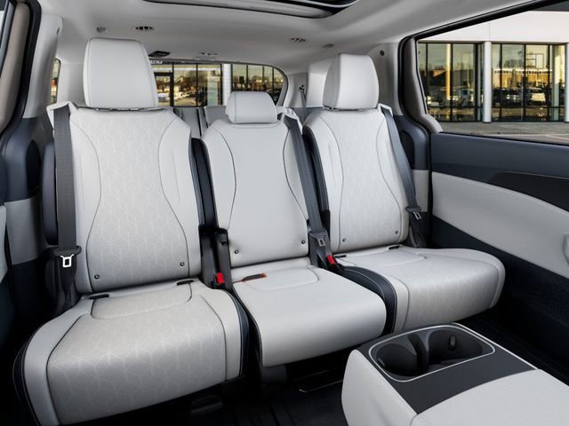 New 2026 Kia Carnival SX image 16