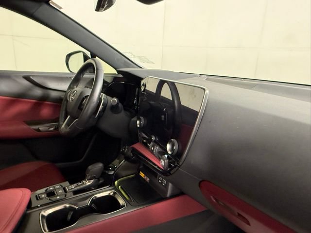Used 2025 Lexus NX 350h AWD w/ Accessory Package (2T) image 33