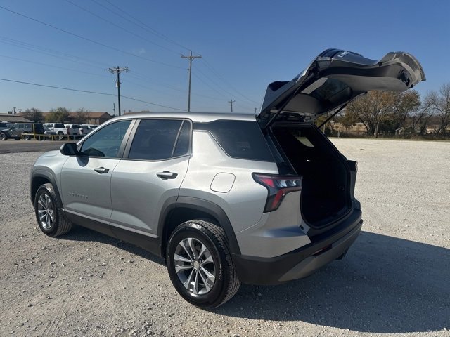 Used 2025 Chevrolet Equinox LT image 4