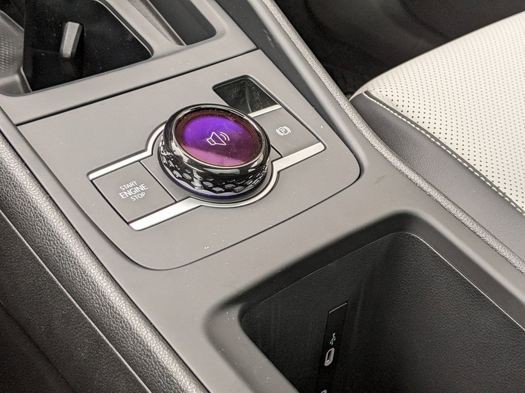 New 2025 Volkswagen Tiguan SE image 20