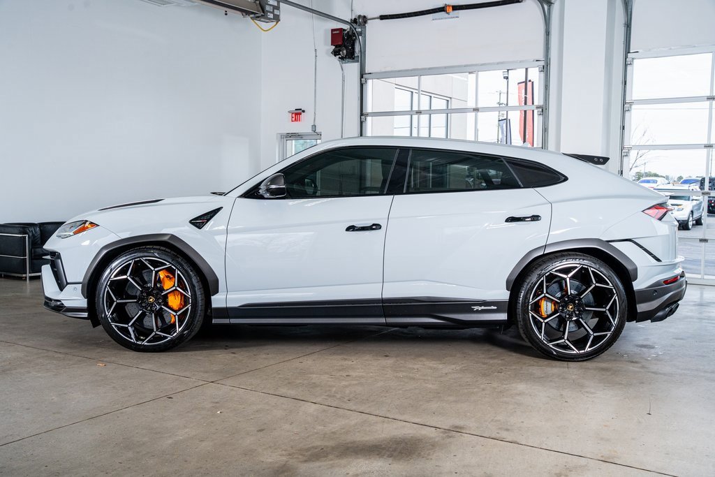 Used 2024 Lamborghini Urus Performante image 8