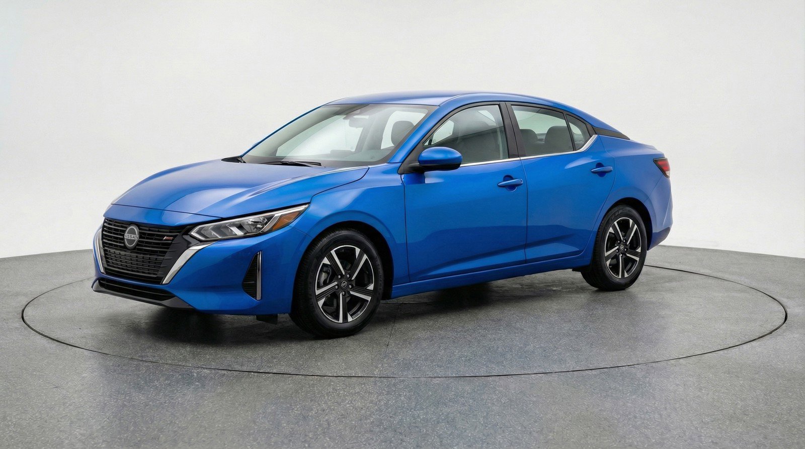 Used 2025 Nissan Sentra SV image 3