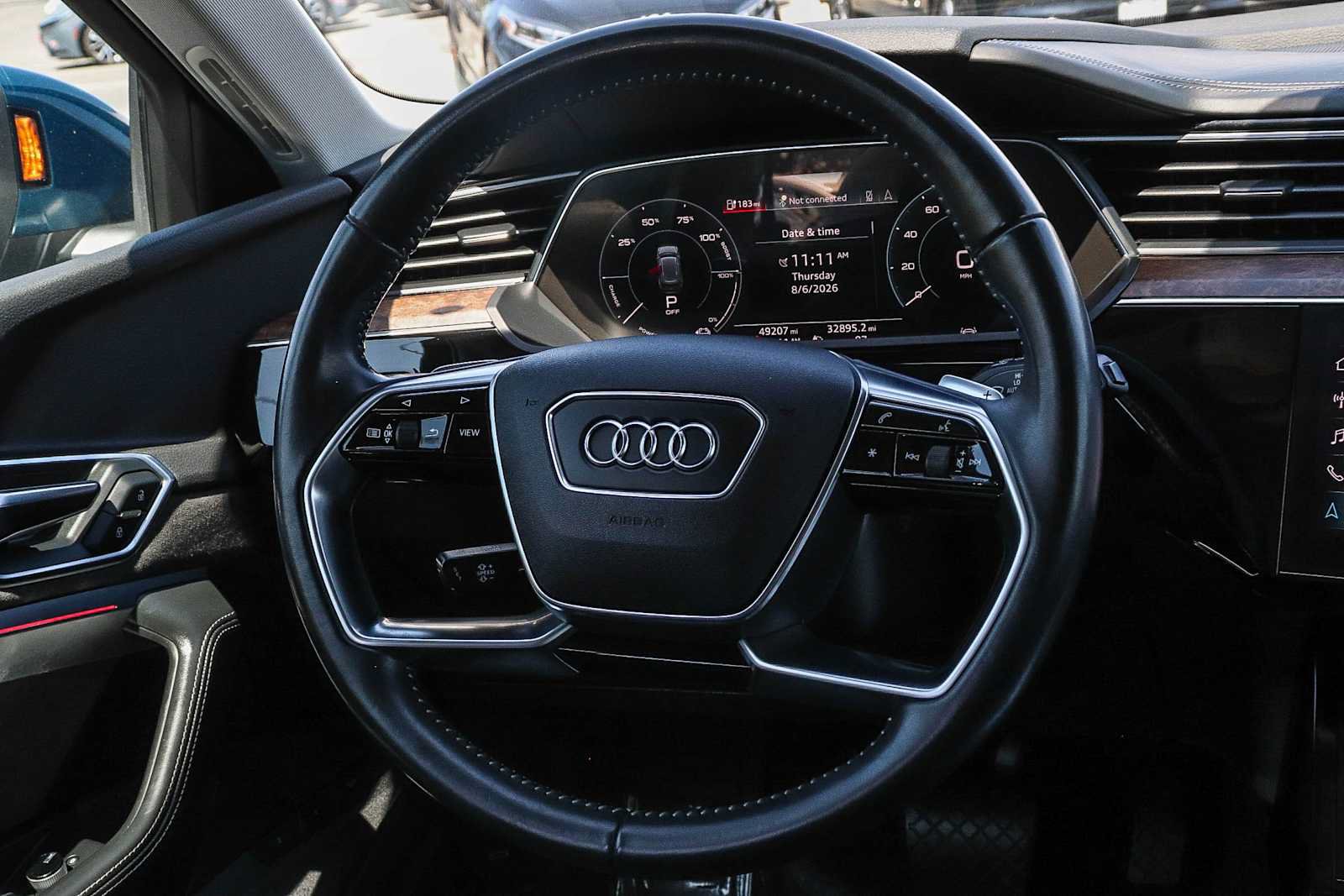 Used 2019 Audi e-tron Prestige w/ Prestige Package AWD/4WD image 22