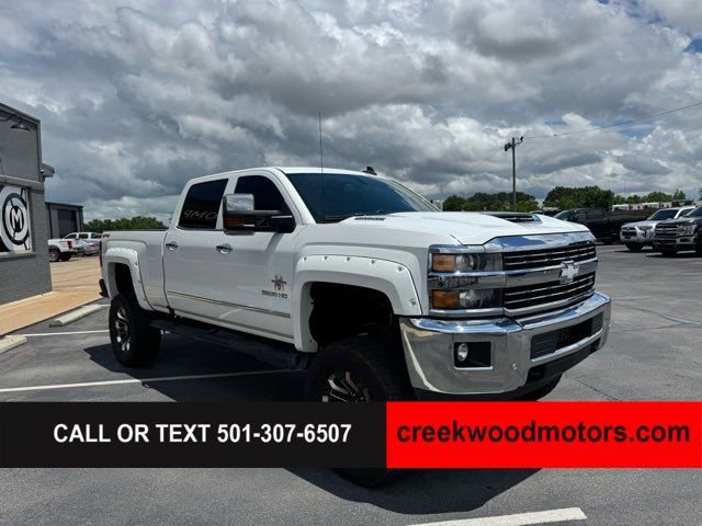 Used 2019 Chevrolet Silverado 2500 LTZ w/ Duramax Plus Package AWD/4WD image 2