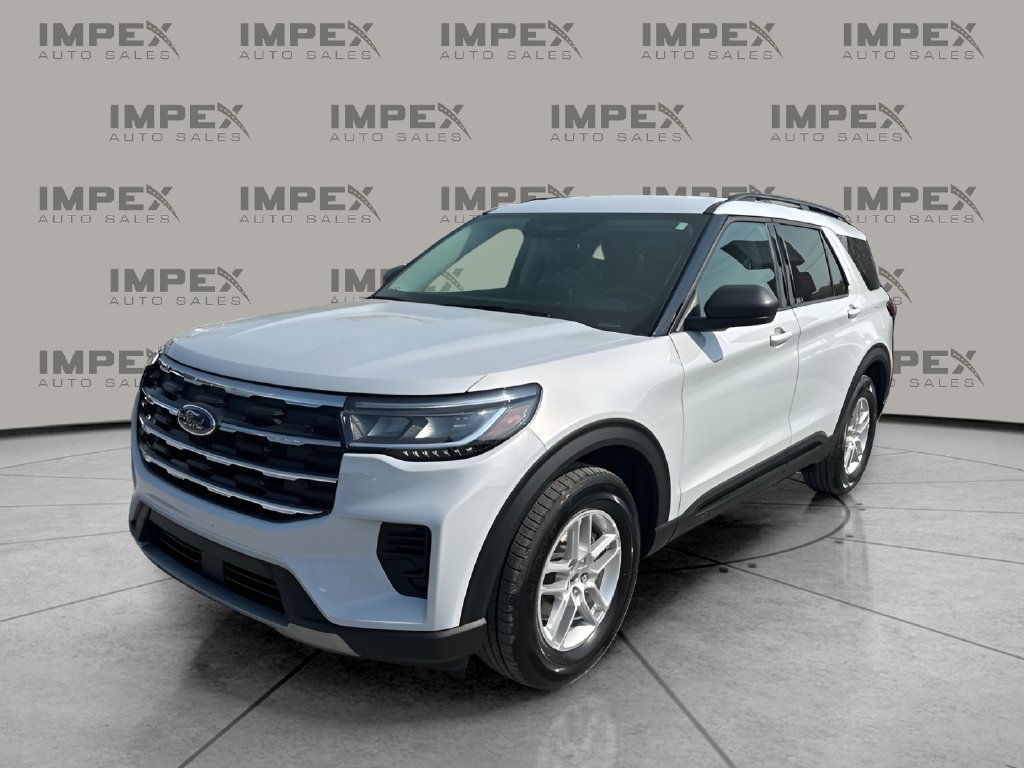 Used 2026 Ford Explorer Active RWD image 1