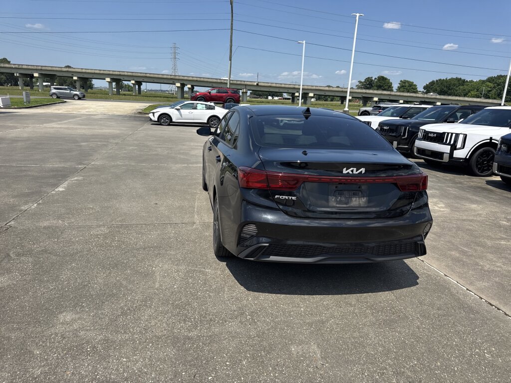 Certified 2023 Kia Forte LXS FWD image 18