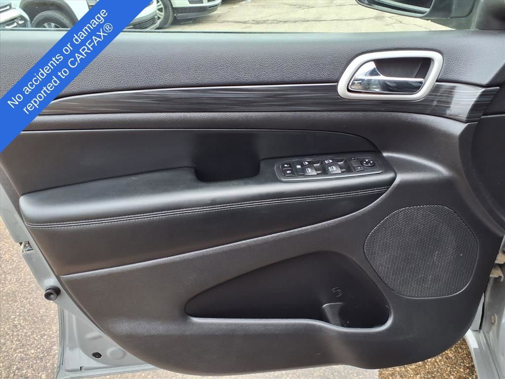 Used 2020 Jeep Grand Cherokee Altitude image 15