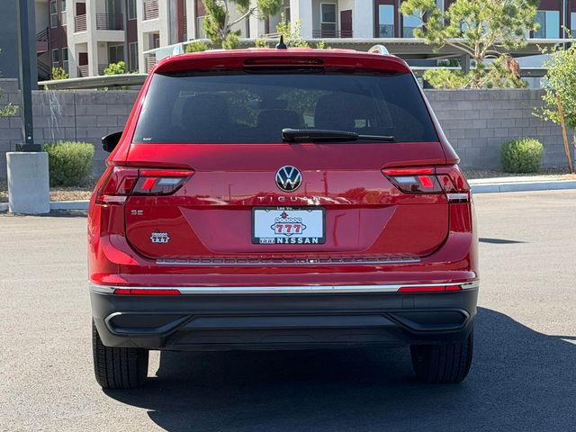 Used 2022 Volkswagen Tiguan SE FWD image 5