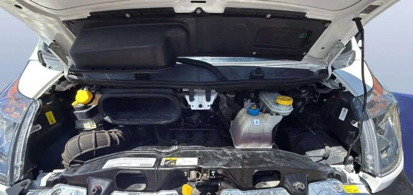 Used 2019 RAM ProMaster 2500 w/ Premium Appearance Group FWD image 17