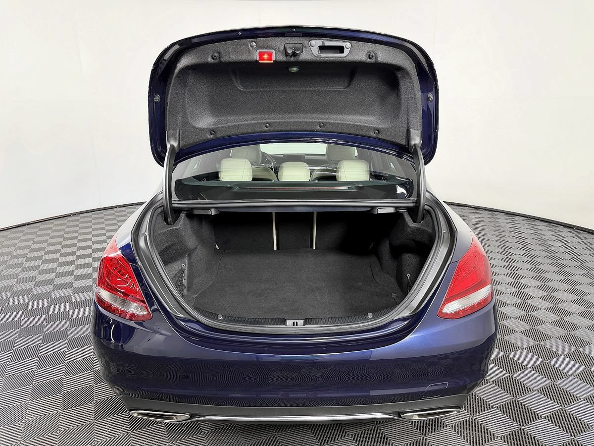 Used 2018 Mercedes-Benz C 300 4MATIC Sedan image 14