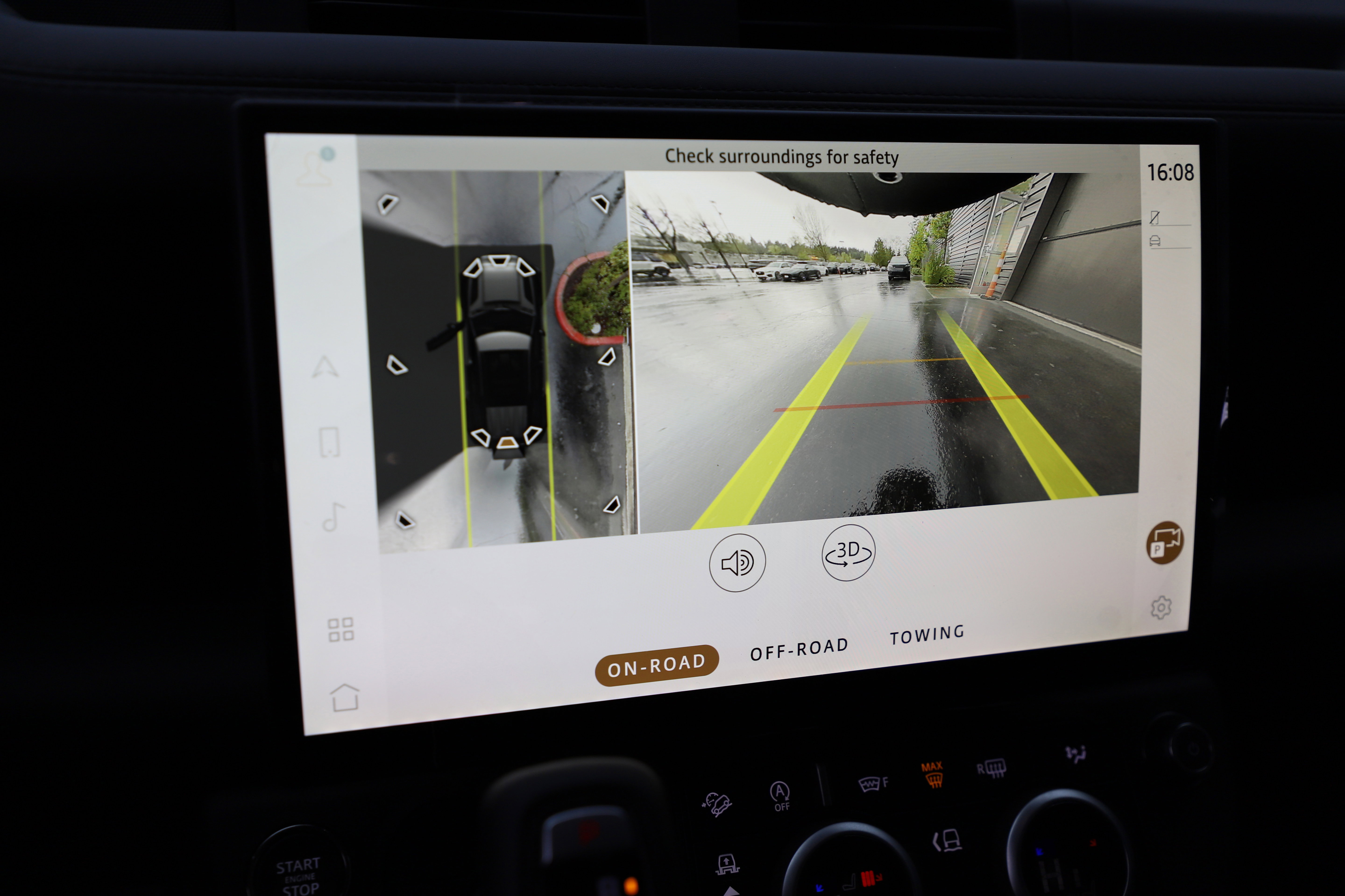New 2026 Land Rover Defender 110 X-Dynamic SE image 24
