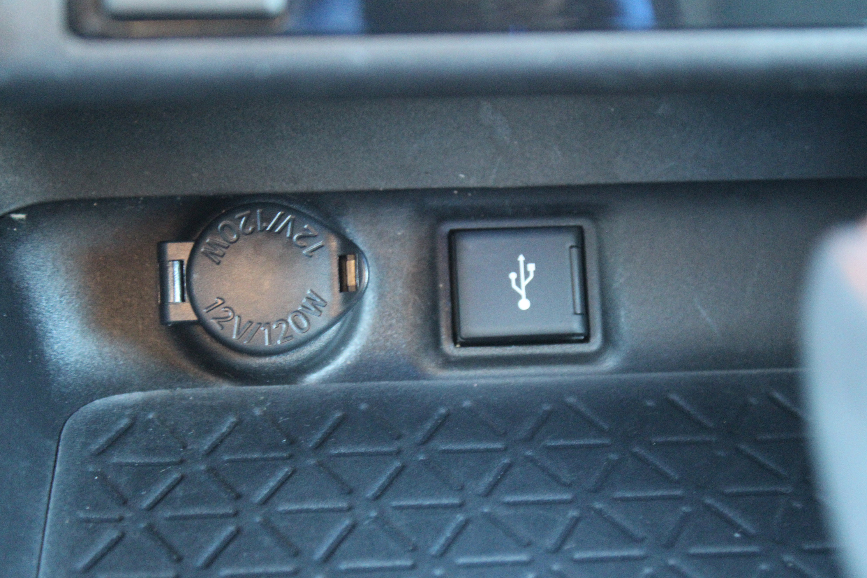 Used 2021 Toyota RAV4 XSE image 18