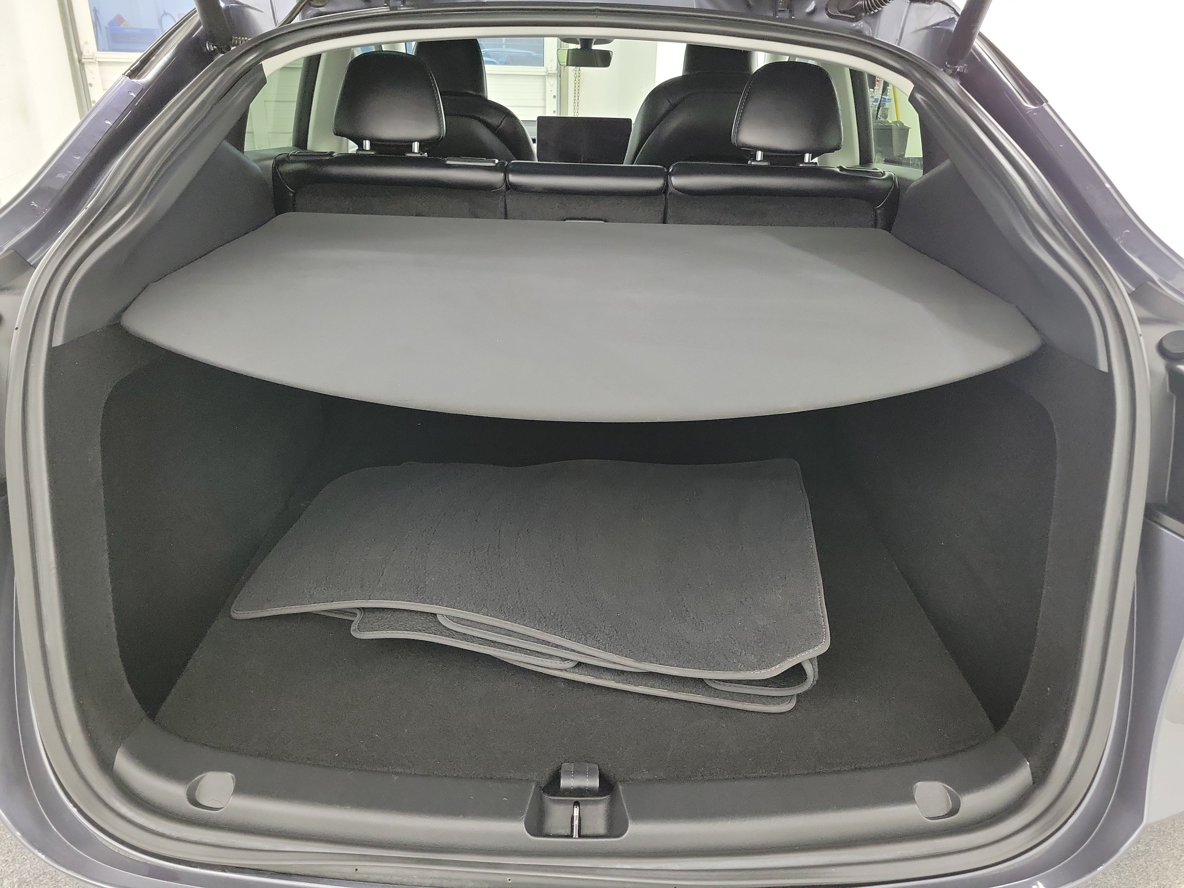 Used 2023 Tesla Model Y Long Range AWD/4WD image 8