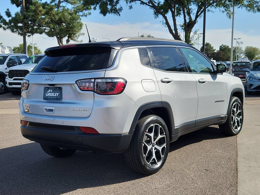 Certified 2025 Jeep Compass Limited AWD/4WD image 3