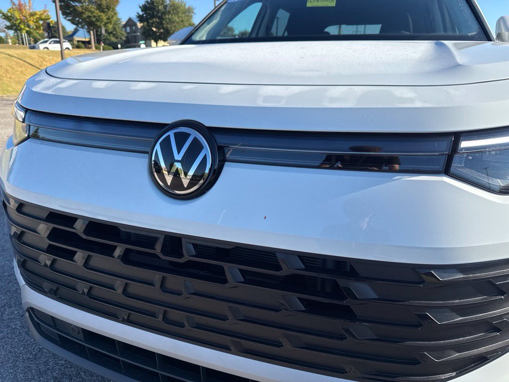 Used 2026 Volkswagen Tiguan S FWD image 10