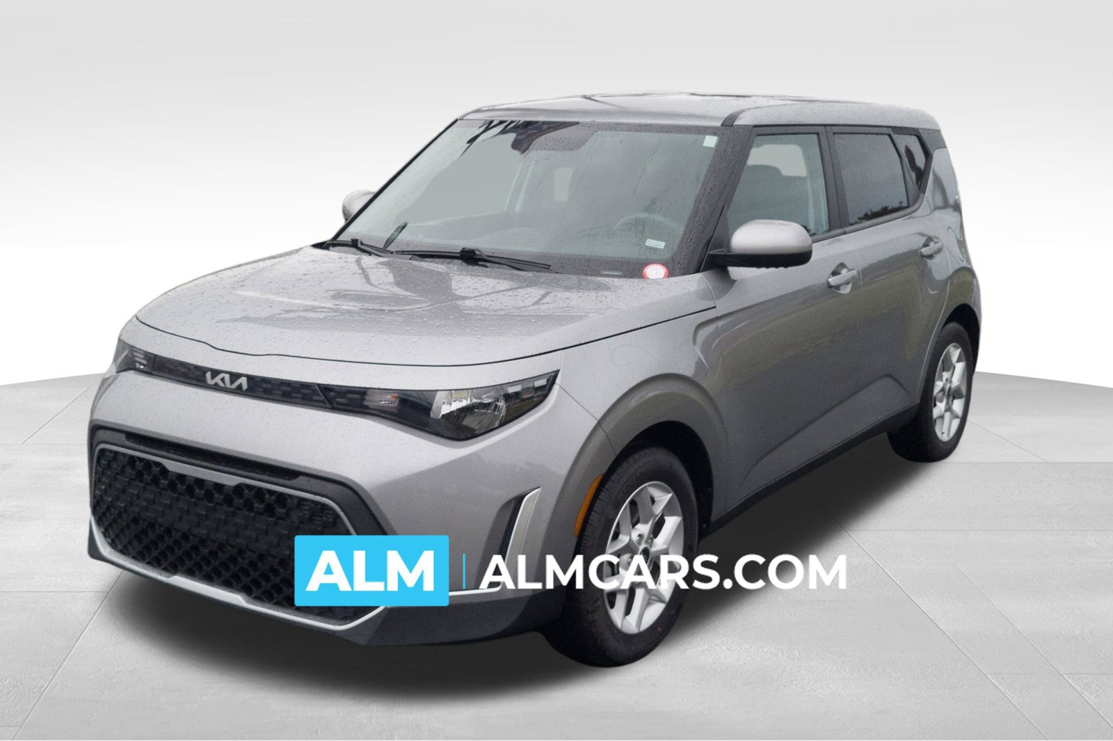 Used 2024 Kia Soul LX w/ Option Group 015 FWD image 1