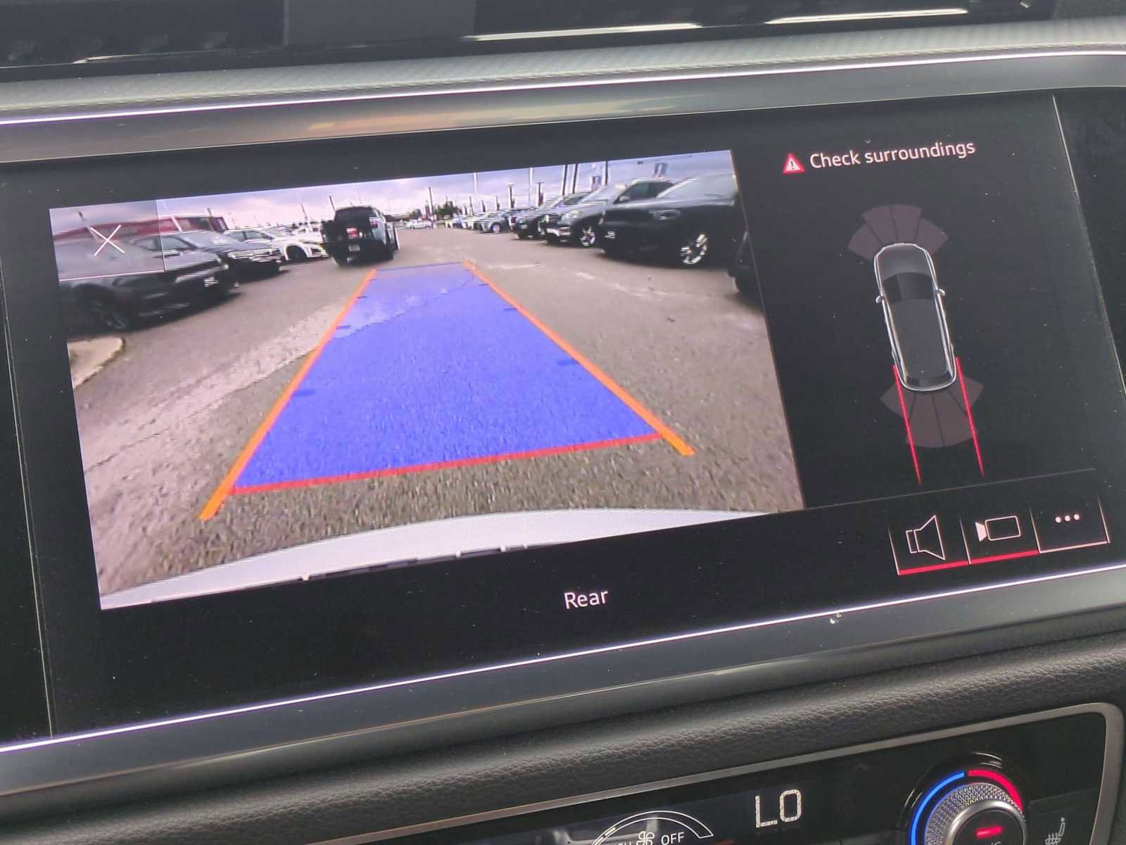 Used 2024 Audi Q3 2.0T Premium image 14