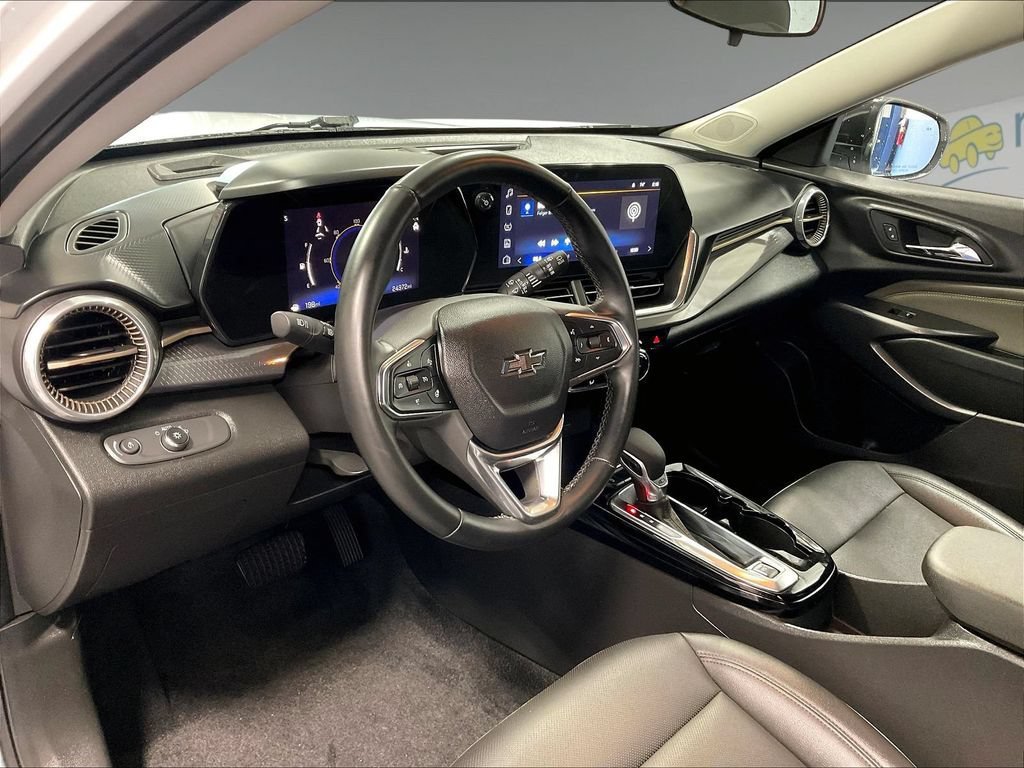 Used 2024 Chevrolet Trax ACTIV w/ Driver Confidence Package FWD image 8