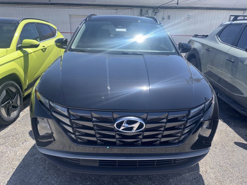 Used 2024 Hyundai Tucson SEL w/ Convenience Package FWD image 4