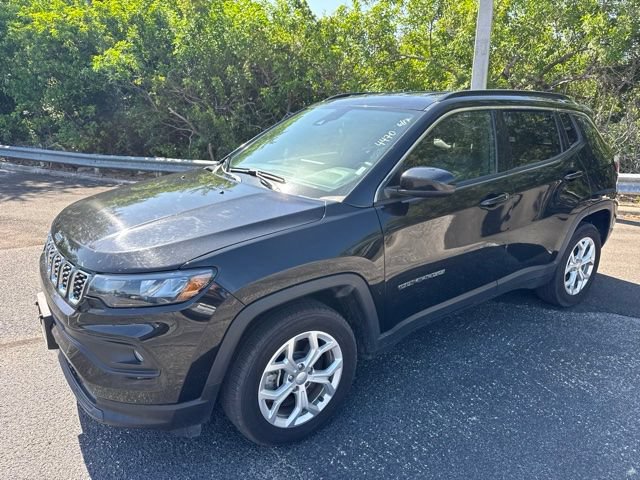Used 2024 Jeep Compass Latitude