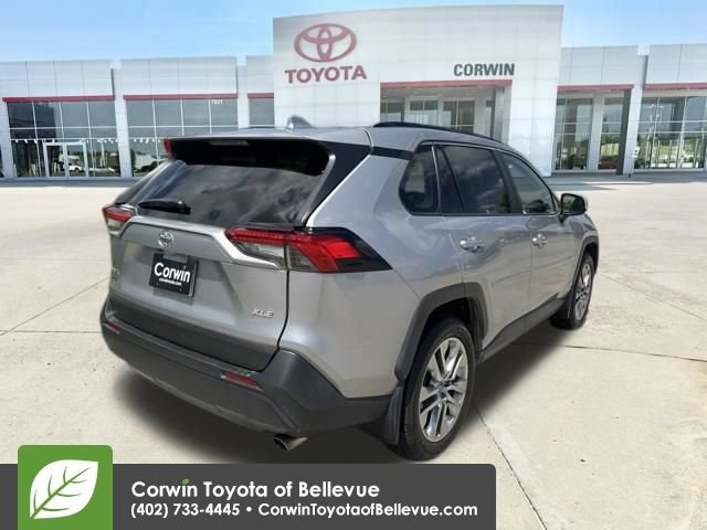 Used 2019 Toyota RAV4 XLE Premium w/ Protection Package FWD image 6