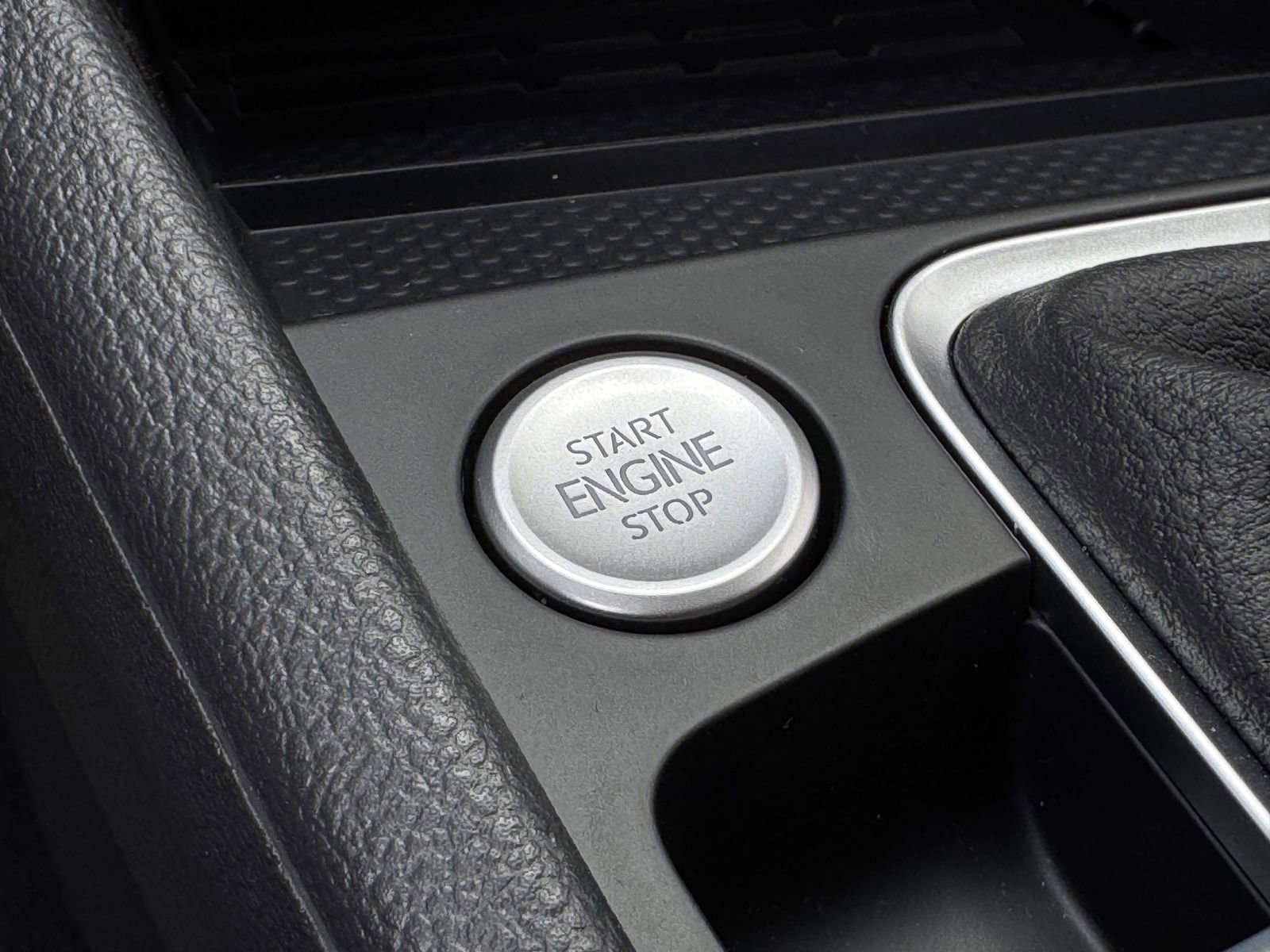 New 2026 Volkswagen Jetta GLI Autobahn FWD image 22