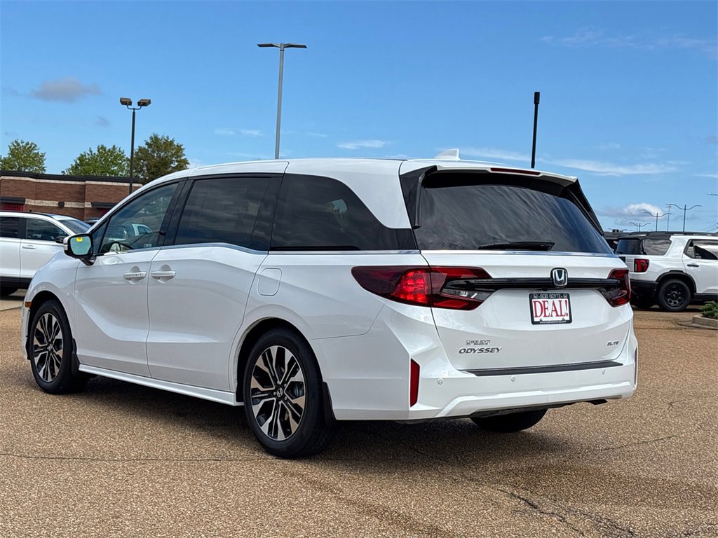 New 2026 Honda Odyssey Elite image 3