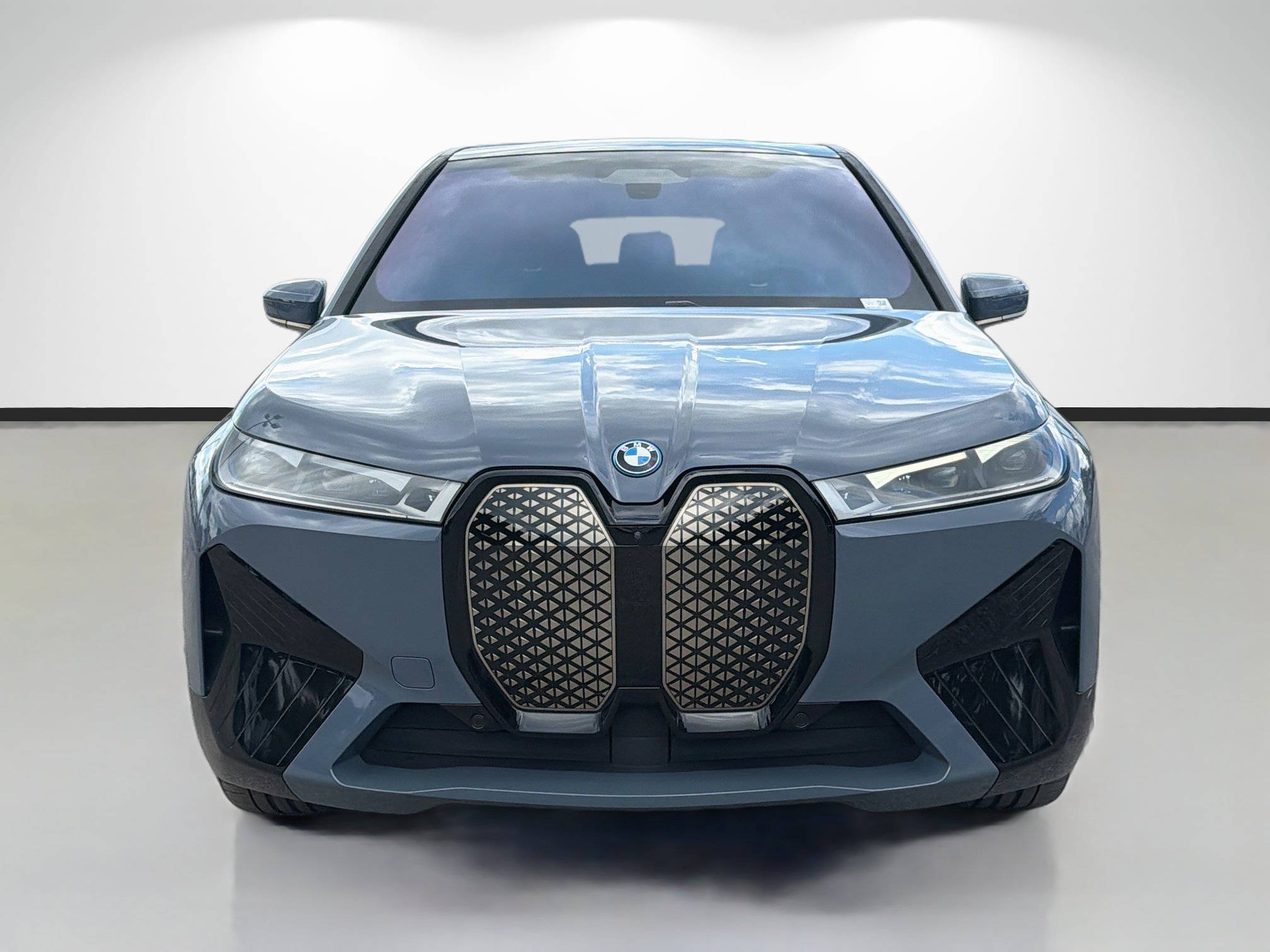 Used 2024 BMW iX M60 AWD/4WD image 8
