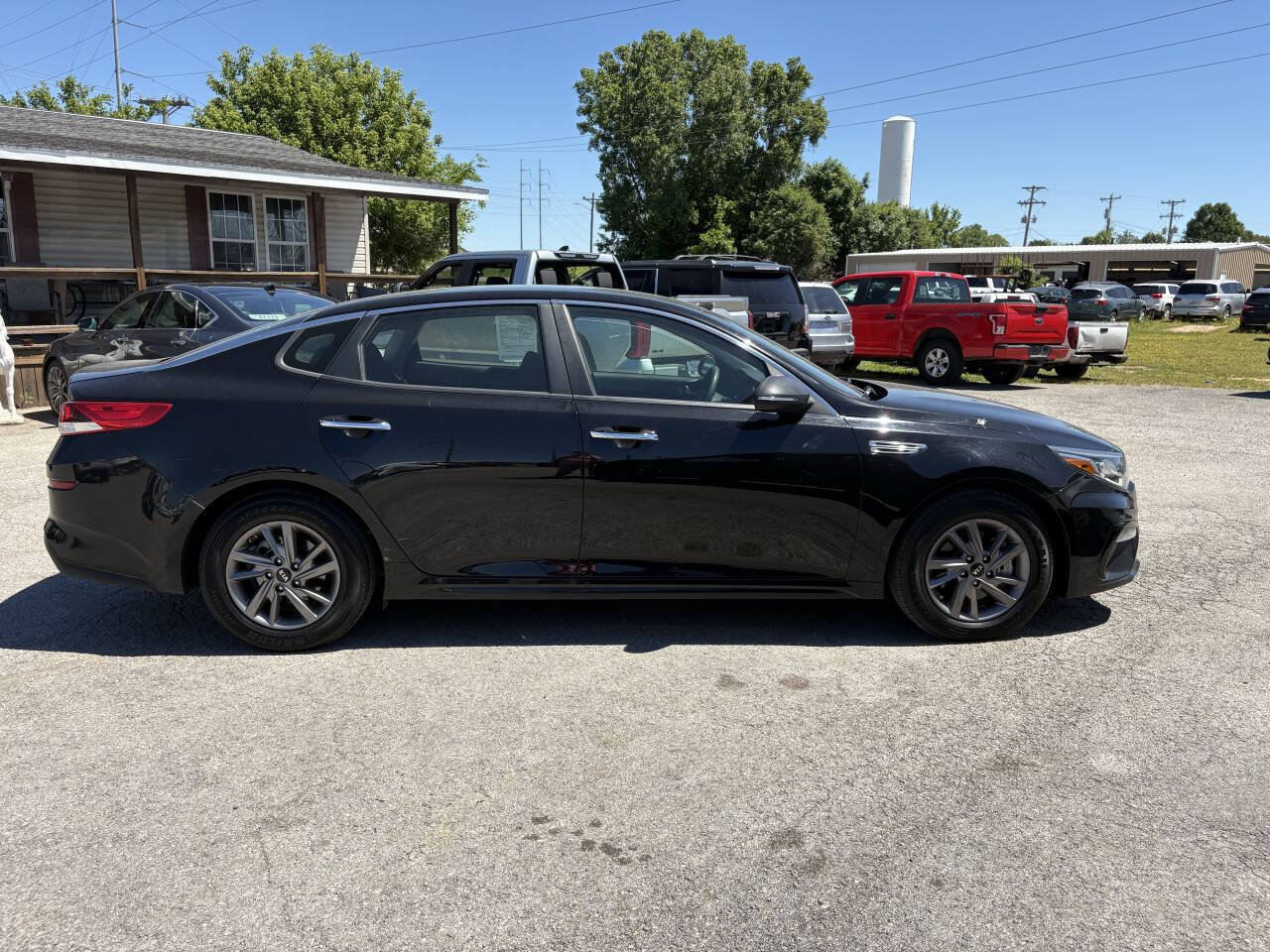 Used 2020 Kia Optima LX FWD image 2