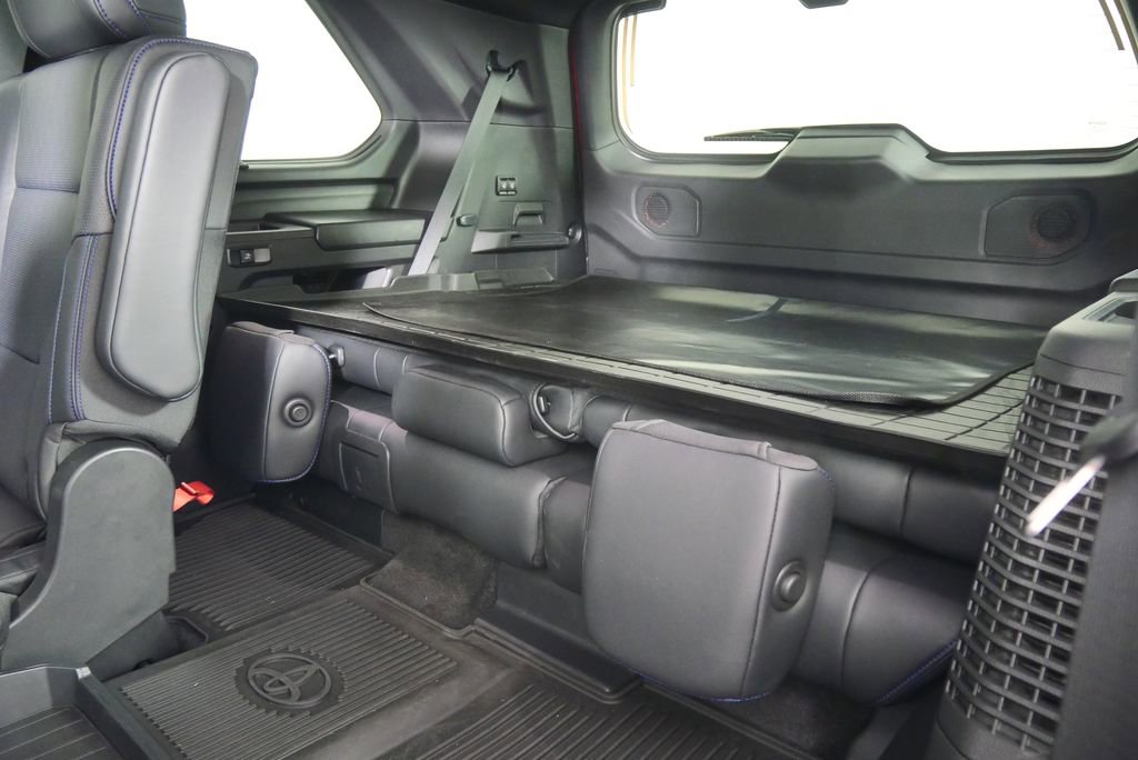 Used 2025 Toyota Sequoia Platinum image 19