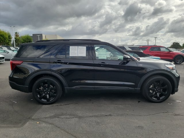Certified 2022 Ford Explorer ST-Line w/ Class IV Trailer Tow Package RWD image 6