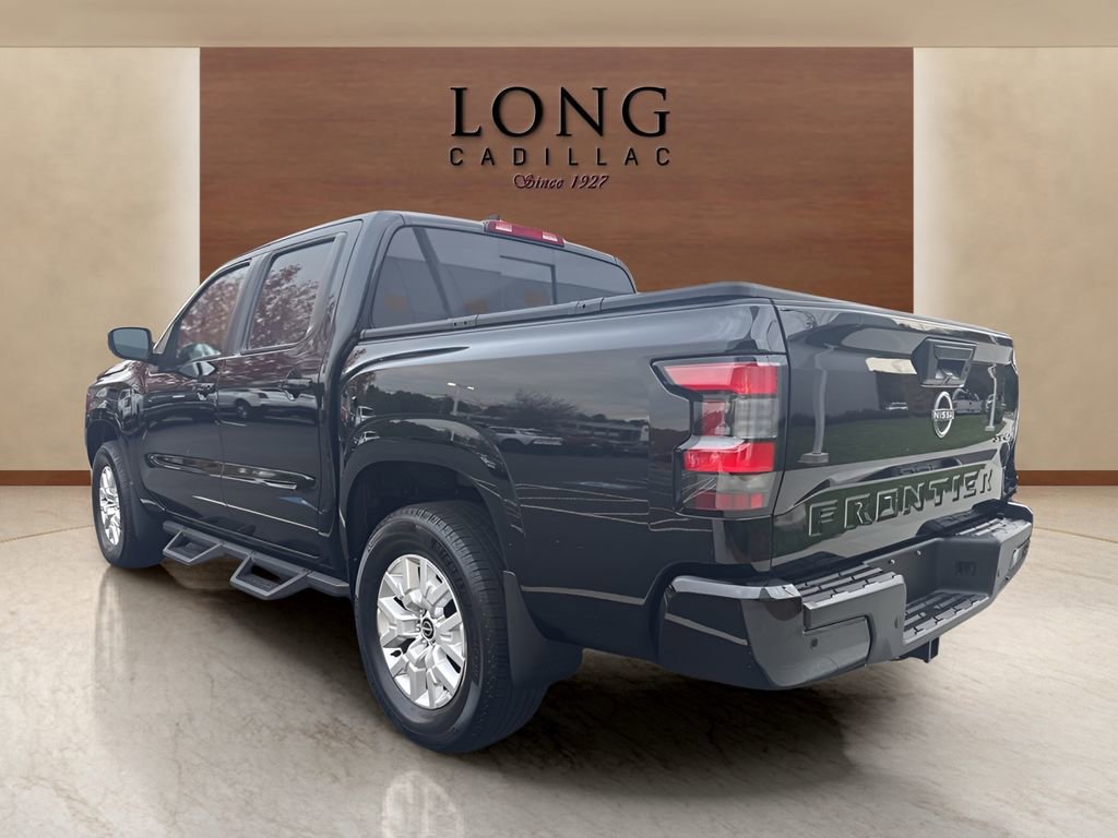 Used 2023 Nissan Frontier SV w/ SV Convenience Package image 3