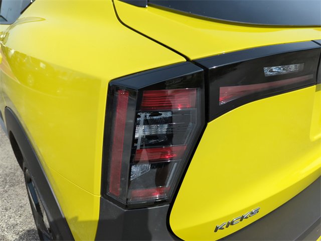 New 2026 Nissan Kicks SR image 14