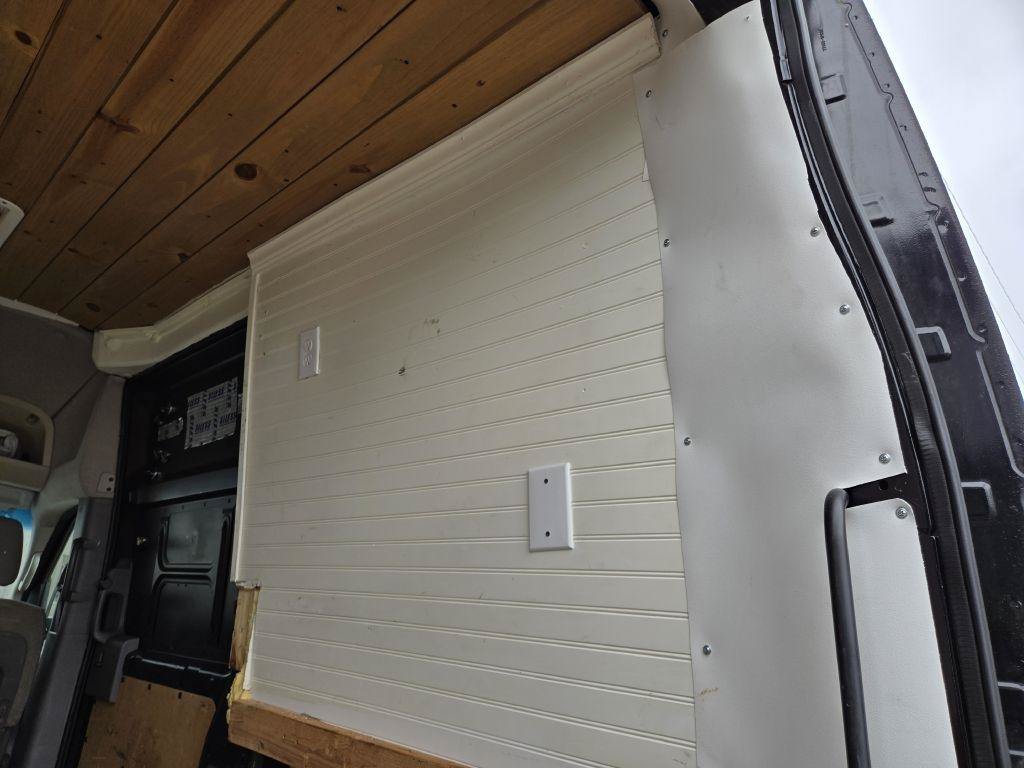 Used 2012 Nissan NV 2500 SV w/ Side Curtain Airbag Pkg RWD image 11