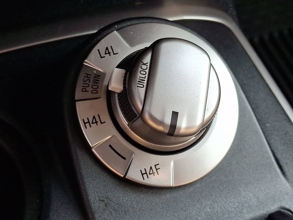 Used 2022 Toyota 4Runner Limited AWD/4WD image 29