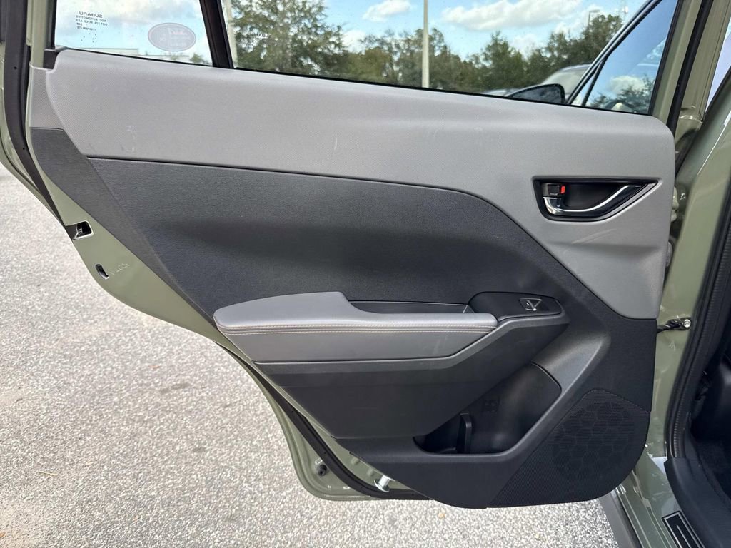 Used 2024 Subaru Crosstrek 2.5i Limited w/ Crosstrek Mirror Package image 11