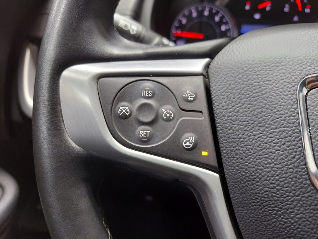 Used 2024 GMC Terrain SLT image 5