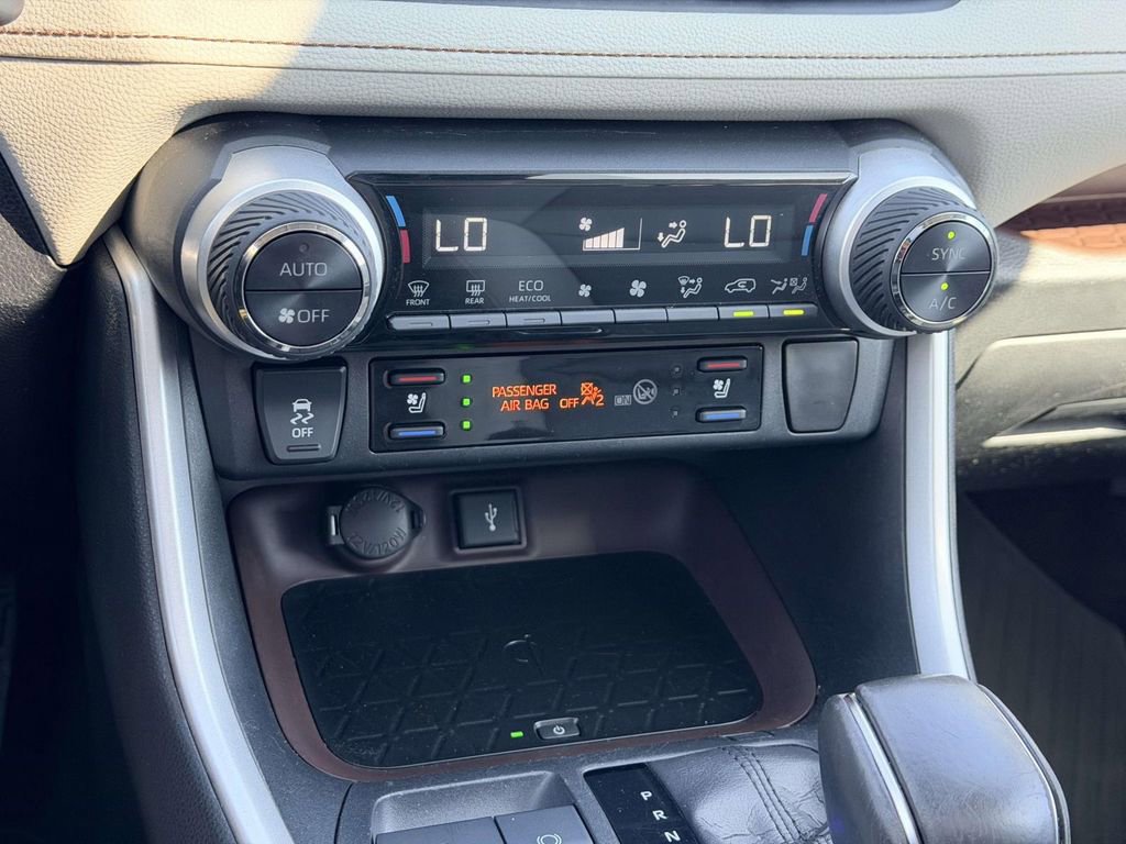 Certified 2020 Toyota RAV4 Limited image 5