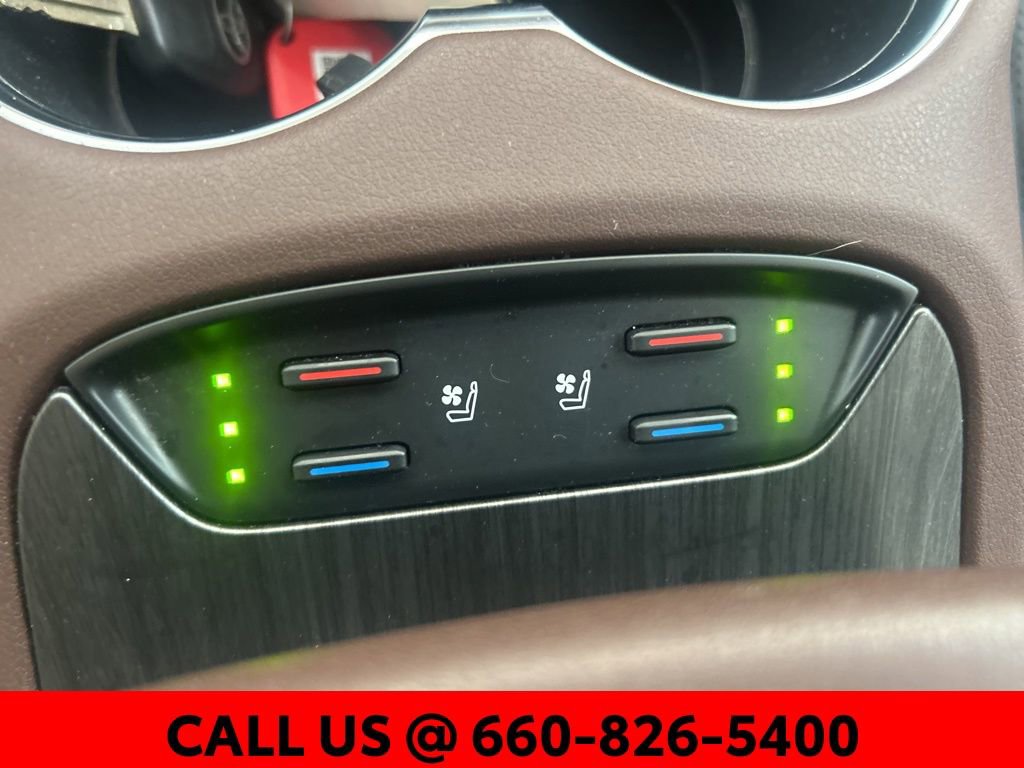 Used 2022 Toyota Venza Limited image 30