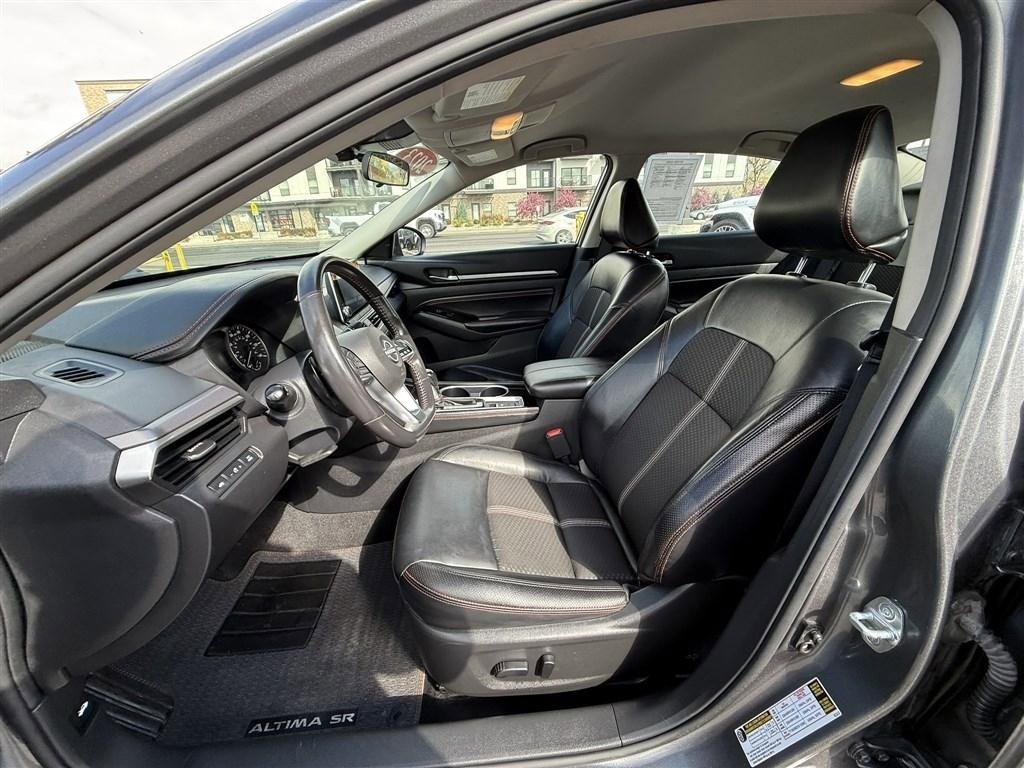 Used 2023 Nissan Altima 2.5 SR AWD/4WD image 18