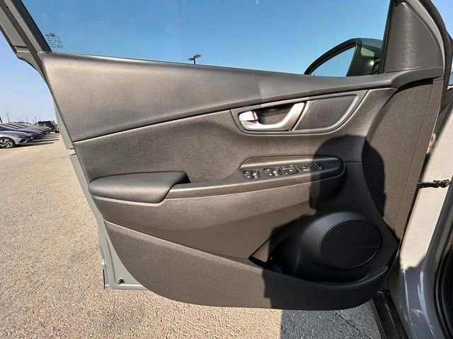 Used 2023 Hyundai Kona Limited w/ Cargo Package image 24