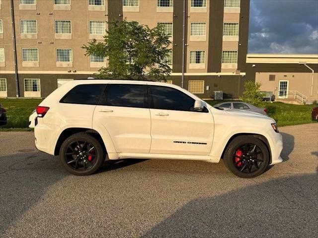 Used 2018 Jeep Grand Cherokee SRT w/ Trailer Tow Group IV AWD/4WD image 92