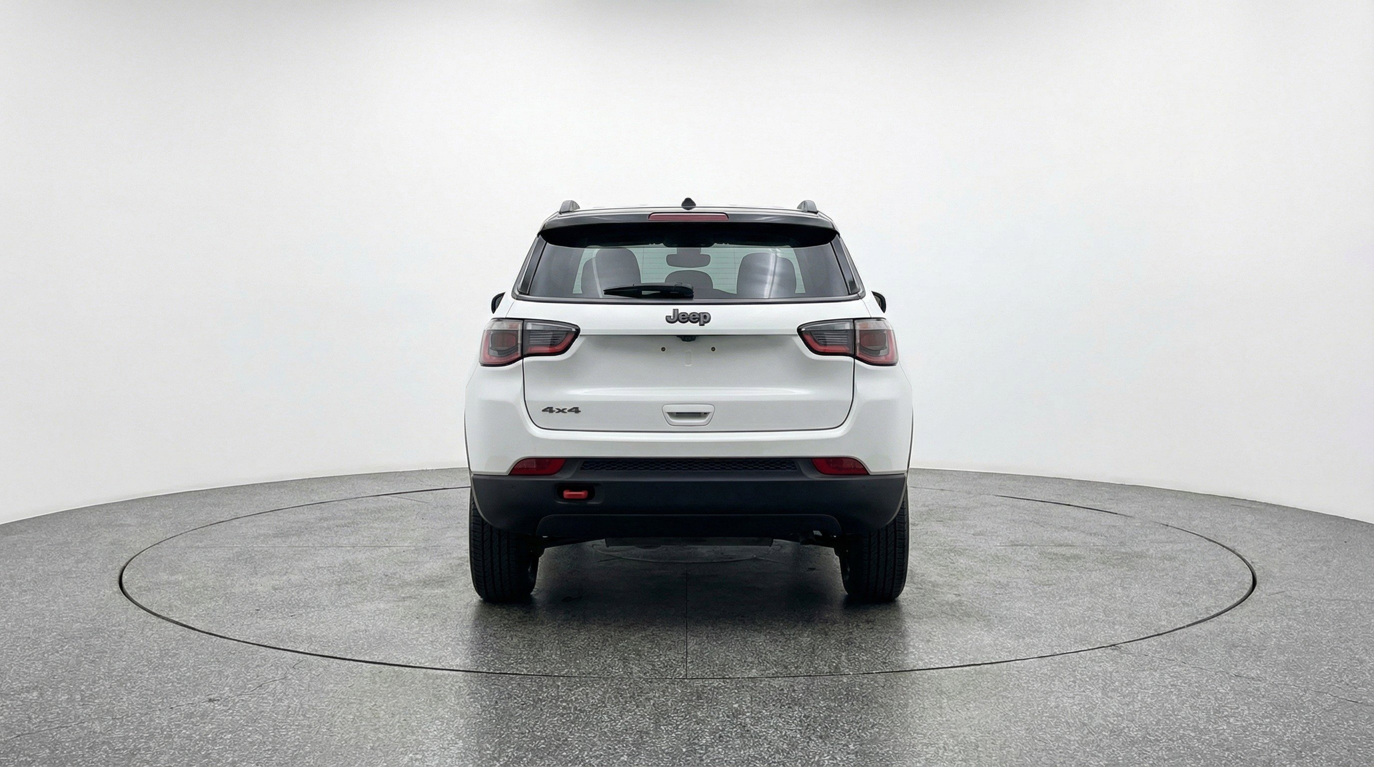 Used 2025 Jeep Compass Trailhawk AWD/4WD image 7