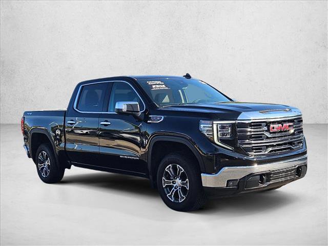 Used 2024 GMC Sierra 1500 SLT image 3