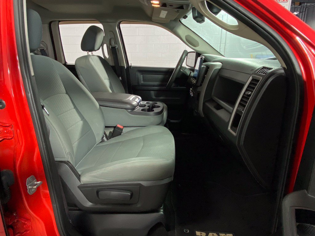 Used 2015 RAM 1500 Express AWD/4WD image 30