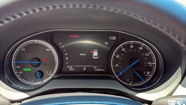 Certified 2023 Toyota Venza XLE AWD/4WD image 23