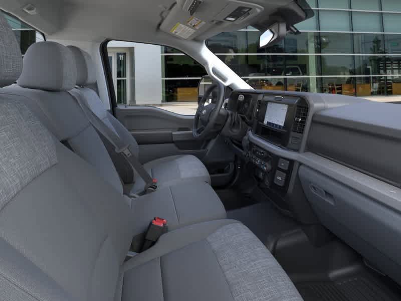 New 2026 Ford F550 4x4 Regular Cab Super Duty w/ XLT Value Package image 11