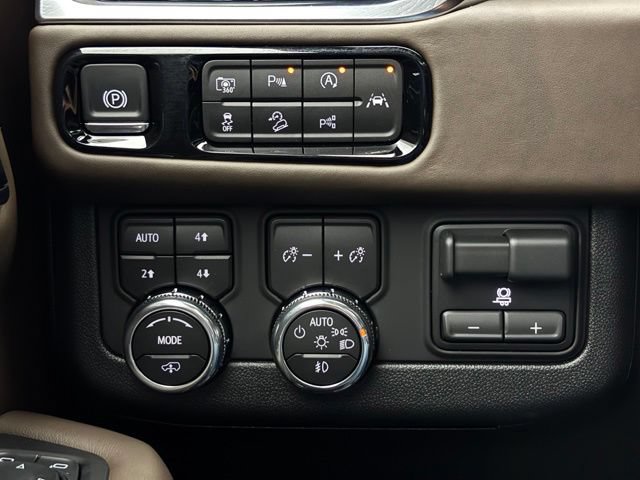 New 2026 GMC Yukon XL Denali Ultimate AWD/4WD image 27
